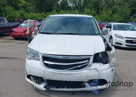 2016 Chrysler Town & Country Limited z USA, uszkodzony, nr VIN 2C4RC1JGXGR150259